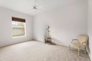 2583 SW Kenilworth St, Port Saint Lucie, FL 34953 - Photo 15