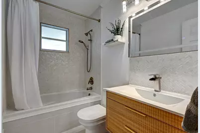 3546 Betty Ann Court E, Palm Beach Gardens, FL 33403 - Photo 17