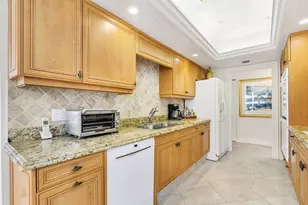 4100 N Ocean Dr, Singer Island, FL 33404 - Photo 7