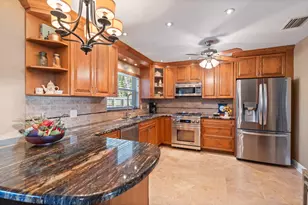 4421 NE 16th Terrace, Oakland Park, FL 33334 - Photo 9