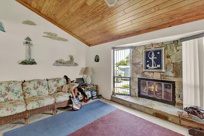 1902 Mimosa Avenue, Fort Pierce, FL 34949 - Photo 13