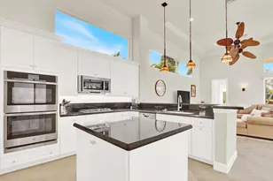 528 Les Jardin Dr, Palm Beach Gardens, FL 33410 - Photo 13