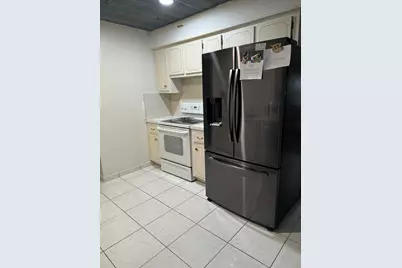 9409 NW 81st E, Tamarac, FL 33321 - Photo 3