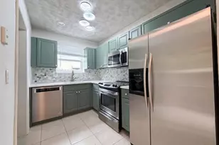 417 NW 2nd St, Boynton Beach, FL 33435 - Photo 17