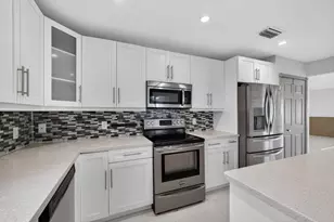 3251 SE Pinto St, Port Saint Lucie, FL 34984 - Photo 31