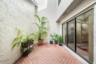 6595 Parkview Dr, Boca Raton, FL 33433 - Photo 7