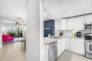 6595 Parkview Dr, Boca Raton, FL 33433 - Photo 23