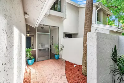 6595 Parkview Drive #D, Boca Raton, FL 33433 - Photo 3