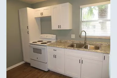 135 Lake Carol Drive E #135, West Palm Beach, FL 33411 - Photo 7