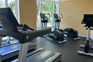 1745 E Hallandale Beach Blvd, Hallandale Beach, FL 33009 - Photo 23