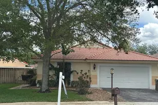 6100 W Falcons Lea Dr, Davie, FL 33331 - Photo 1