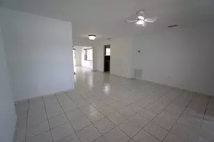15520 SW 302nd St, Homestead, FL 33033 - Photo 9
