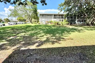 281 N Tilford N, Deerfield Beach, FL 33442 - Photo 25