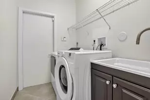 2647 Miller Ct, Weston, FL 33332 - Photo 39