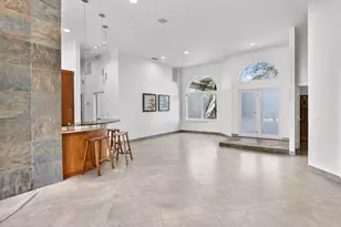 2647 Miller Ct, Weston, FL 33332 - Photo 11