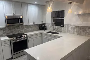 2424 Grant St, Hollywood, FL 33020 - Photo 3