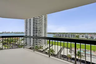 108 Lakeshore Dr, North Palm Beach, FL 33408 - Photo 9