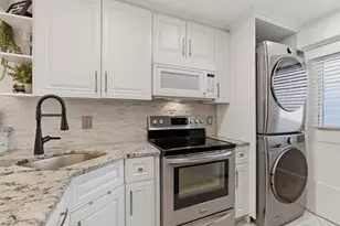 5700 NW 2nd Ave, Boca Raton, FL 33487 - Photo 7