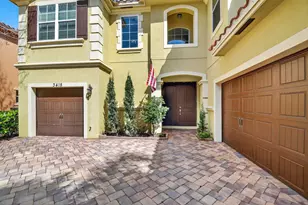 3418 Vanderbilt Dr, Wellington, FL 33414 - Photo 3