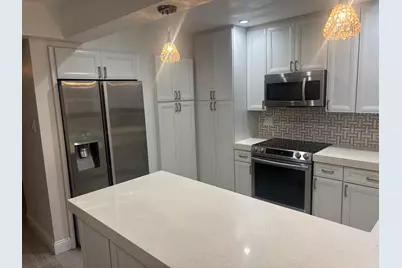 2424 Grant Street #B, Hollywood, FL 33020 - Photo 3