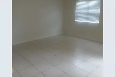 1225 SW 46th Avenue #201, Pompano Beach, FL 33069 - Photo 3