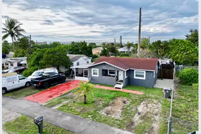 2743 Kentucky Street, West Palm Beach, FL 33406 - Photo 1