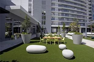 1770 S Young Cir, Hollywood, FL 33020 - Photo 5