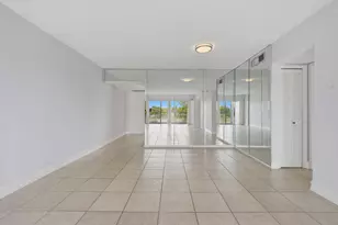 2801 N Palm Aire Dr, Pompano Beach, FL 33069 - Photo 21