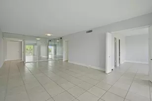 2801 N Palm Aire Dr, Pompano Beach, FL 33069 - Photo 13
