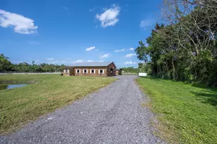 13717 E Citrus Dr, Loxahatchee Groves, FL 33470 - Photo 33
