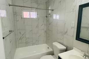 2342 Wilson St, Hollywood, FL 33020 - Photo 9