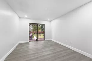 4183 Palm Bay Cir, West Palm Beach, FL 33406 - Photo 13