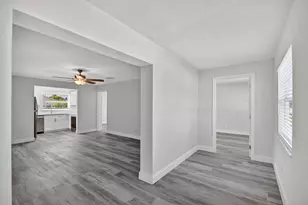 1373 W 30th St, Riviera Beach, FL 33404 - Photo 5