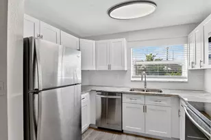 1373 W 30th St, Riviera Beach, FL 33404 - Photo 13