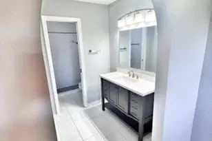 1365 SE Bayharbor St, Port Saint Lucie, FL 34983 - Photo 5