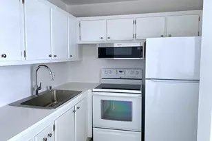 98 E Tilford Pl, Deerfield Beach, FL 33442 - Photo 5
