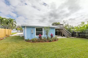 1036 NE Wright Ave, Jensen Beach, FL 34957 - Photo 19