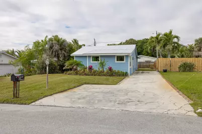 1036 NE Wright Avenue, Jensen Beach, FL 34957 - Photo 21