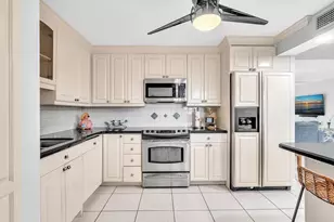 277 N Ocean Blvd, Boca Raton, FL 33432 - Photo 23