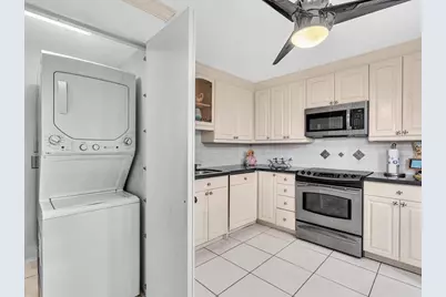 277 N Ocean Boulevard #102, Boca Raton, FL 33432 - Photo 21