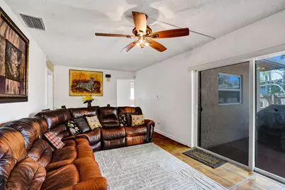 7901 NW 44th Court, Lauderhill, FL 33351 - Photo 23