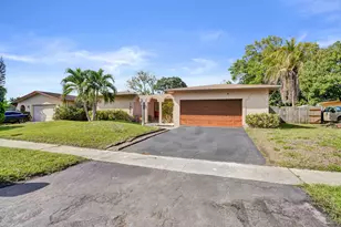 7901 NW 44th Ct, Lauderhill, FL 33351 - Photo 7