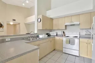 723 Villa Cir, Boynton Beach, FL 33435 - Photo 3