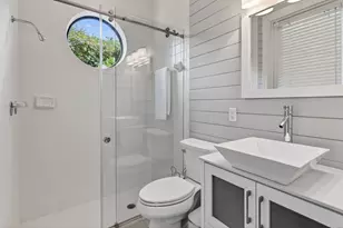 302 Alicante Dr, Juno Beach, FL 33408 - Photo 19