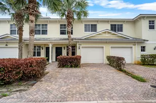 2545 Creekside Dr, Fort Pierce, FL 34981 - Photo 1