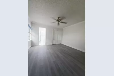 1956 Hartford Court, West Palm Beach, FL 33409 - Photo 9