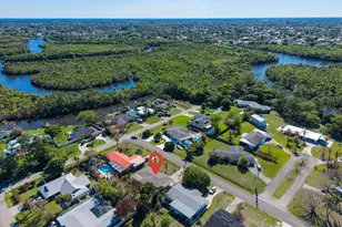 403 NE Oleander Ave, Port Saint Lucie, FL 34952 - Photo 25