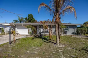 403 NE Oleander Ave, Port Saint Lucie, FL 34952 - Photo 25