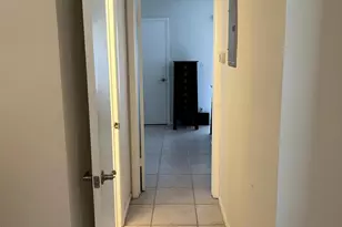 1220 NE 3rd St, Fort Lauderdale, FL 33301 - Photo 9