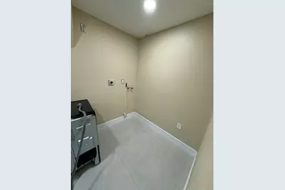 2336 NW 35th Street, Miami, FL 33142 - Photo 13